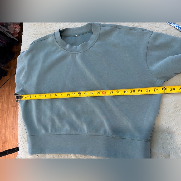 Lululemon Softstreme Perfectly Oversized Cropped Crew - Picture 7 of 8